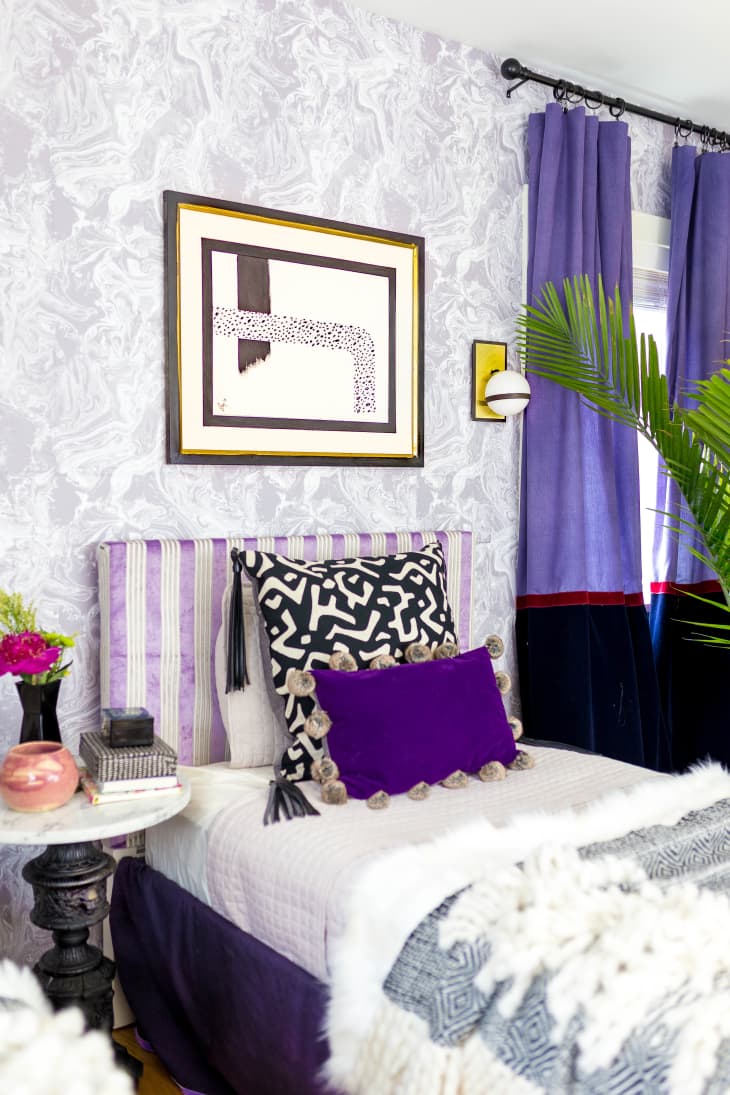 Light violet sales color house